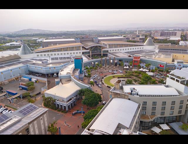 2 BEDROOM APARTMENT FOR SALE IN UMHLANGA CENTRAL